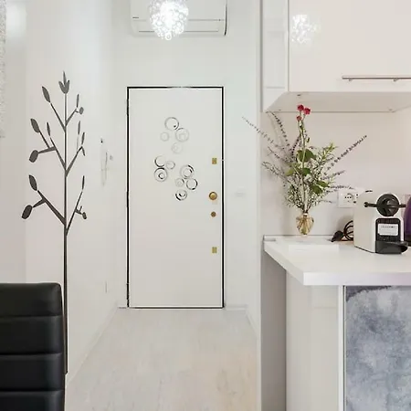 Apartament ℒovely & ℰlegant Next To Duomo/missori *