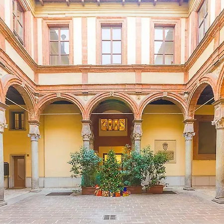 Appartement ℒovely & ℰlegant Next To Duomo/missori Milaan